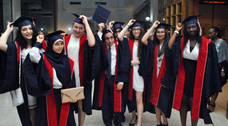 La promotion 2017 du lycée français Mlf de Bahreïn, le 17 juin 2017